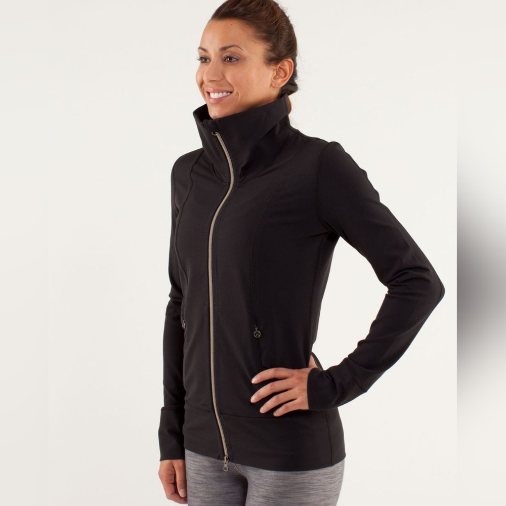 Lululemon Women's Full-Zip Yoga Jacket Black, High Collar, Chest Pockets, Size 6